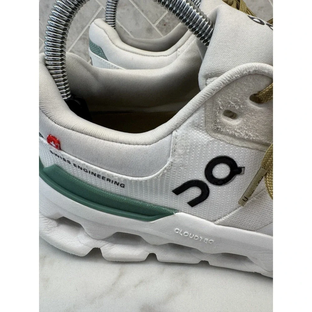 On Running Cloudrunner 2 Running Shoes Womens 8 Undyed Green Lace Up Sneakers